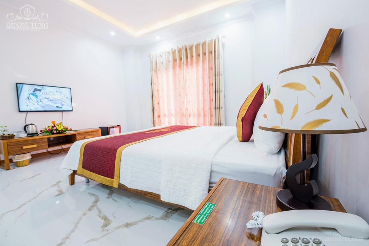 Quang Tung Hotel Dong Khe Sau Bagian luar foto