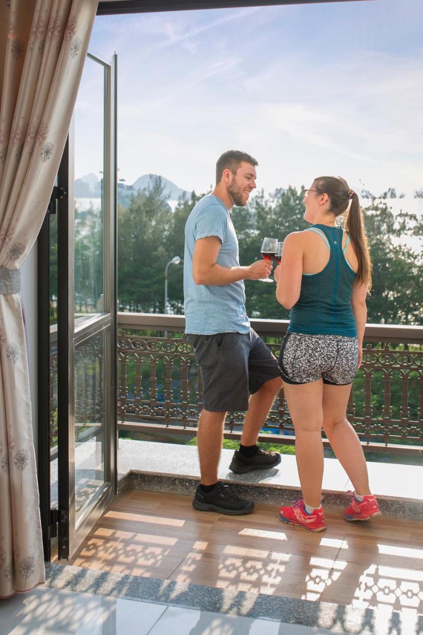 Quang Tung Hotel Dong Khe Sau Bagian luar foto