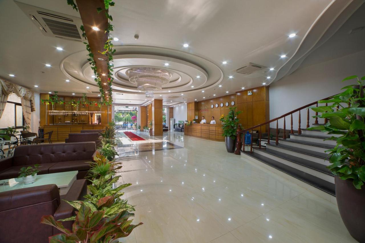 Quang Tung Hotel Dong Khe Sau Bagian luar foto